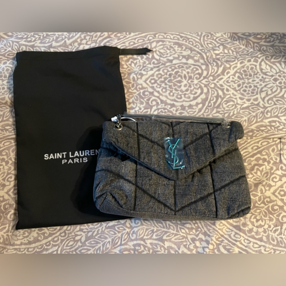DH Gate Purse